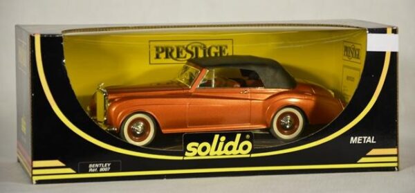 Solido Bentley Nr. 8007 / Cabriole / braun metallic Dach: schwarz / Innen: braun